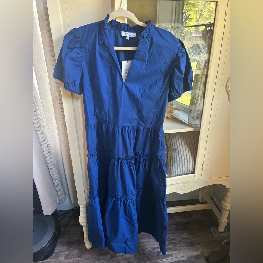 Chic Navy Midi Dress